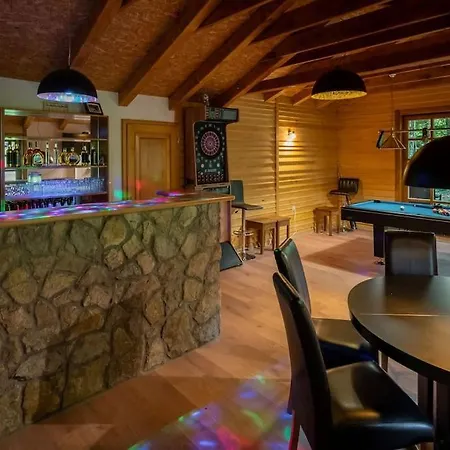 Forest Amerika-bungalovi Milica Alpstuga *